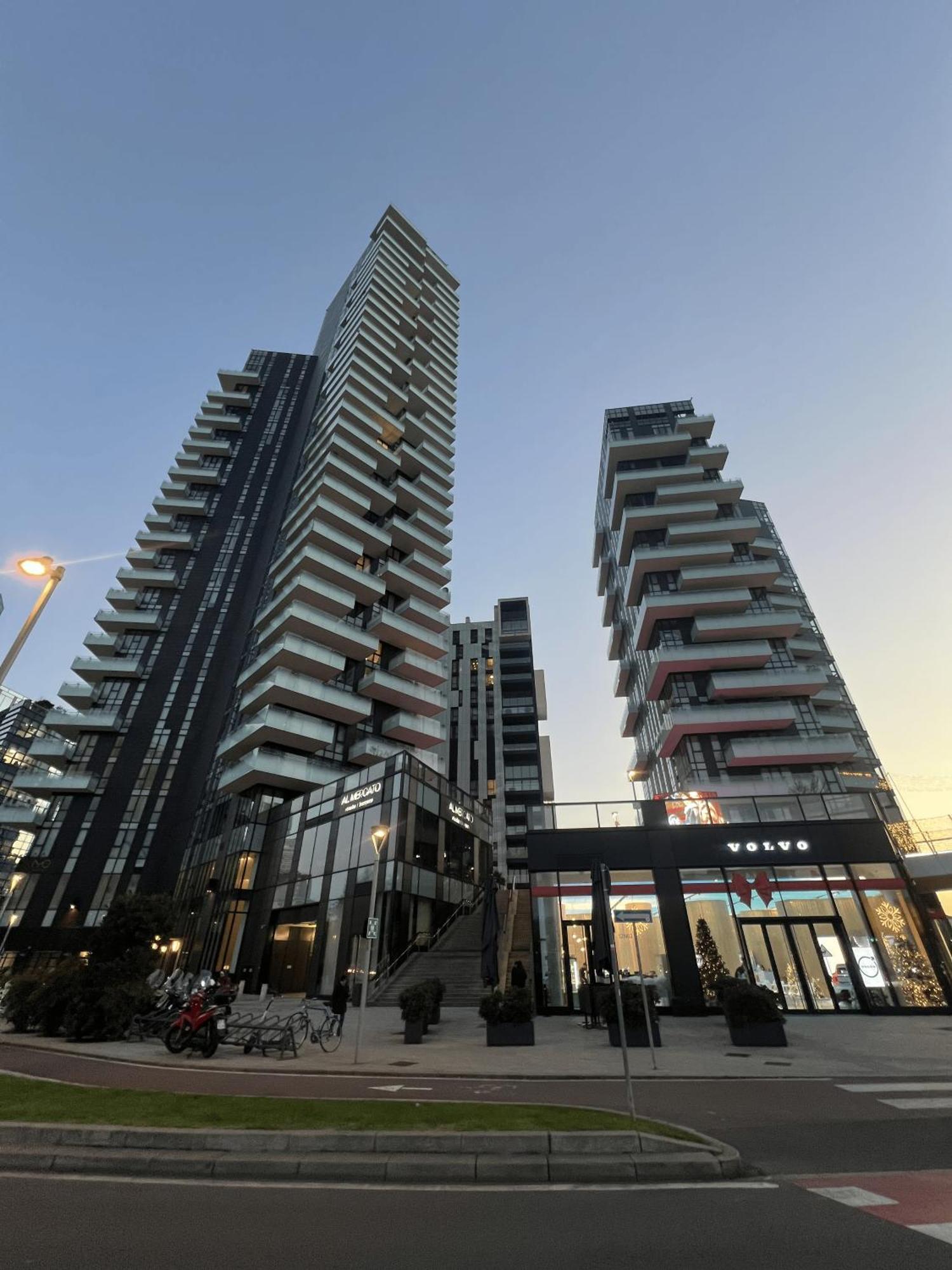 فندق Skyline Solaria Milano المظهر الخارجي الصورة
